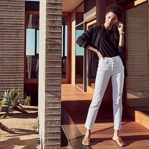 J Crew Vintage Straight with Perfecting Pockets White Jeans